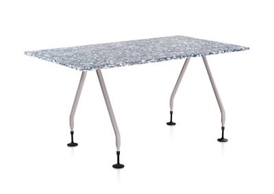 RePlastic Table: Quarry top, Grey legs
